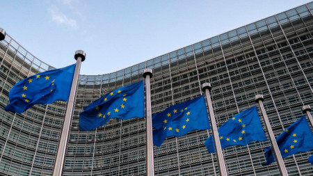 Европейската комисия изплати авансово над 3 5 милиарда евро на държавите