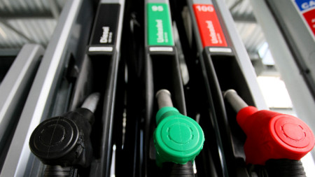 Започват фалити на малките бензиностанции заради скъпите горива Това каза