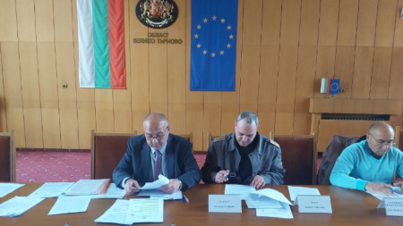 Заседание на областната комисия за възстановяване и подпомагане във Велико Търново