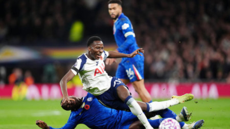 Челси измъкна 3 точки срещу Тотнъм