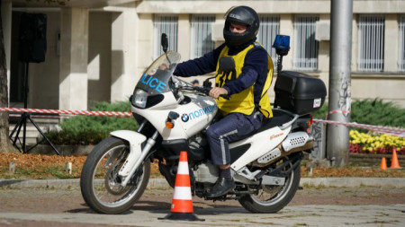 Една от дисциплините в националното състезание „Пътен полицай на годината“ е „Мотоциклетизъм“.