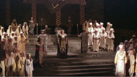 Операта „Набуко“ на Джузепе Верди, 1996 г.