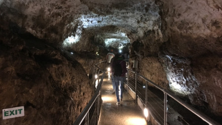Biserna Cave