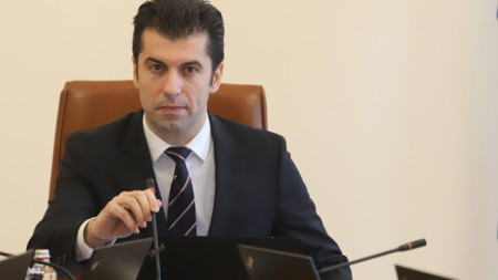 Високите цени обсъжда правителството днес анонсира премиерът Кирил Петков България