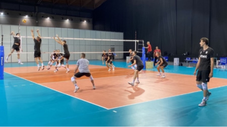 Мъжкият национален отбор на България по волейбол направи първа тренировка