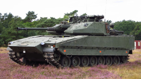 Шведска бронирана бойна машина Combat Vehicle 90 (CV90)