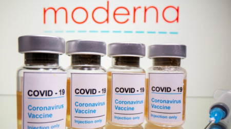 Американската компания Moderna очаква да достави първите си ваксини срещу
