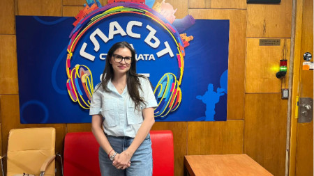 Дерматологът д-р аМариела Клаклов