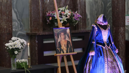 Във фоайето на Софийската опера се проведе възпоменателна церемония в памет на голямата изпълнителка Стефка Евстатиева - 13 ноември 2025 г.