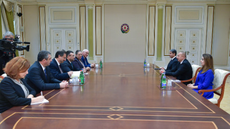 Българската делегация бе приета от президента на Азербайджан Илхам Алиев.