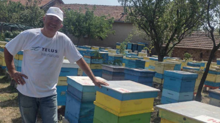 Емил Пътов от град Тръстеник стана „Пчелар на годината” на Плевенска област за 2023 г.