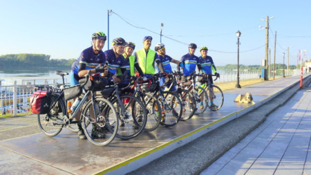 140 колоездачи потеглиха по веломаршрута Дунав ултра тази сутрин от