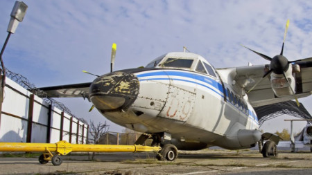 Самолет Л-410