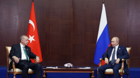 Реджеп Ердоган и Владимир Путин разговаряха в Астана -  13 октомври 2022 г.