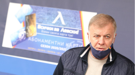 Мажоритарният собственик на ПФК Левски Наско Сираков категорично отрече появилите