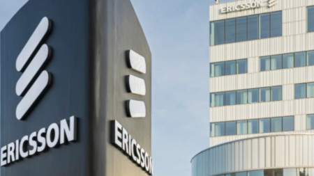 Технологичната компания Ericsson AB отчете във вторник нетна печалба за