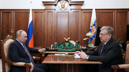 Руският президент Владимир Путин с шефа на Сметната палата Алексей Кудрин, 23 март 2021 г.