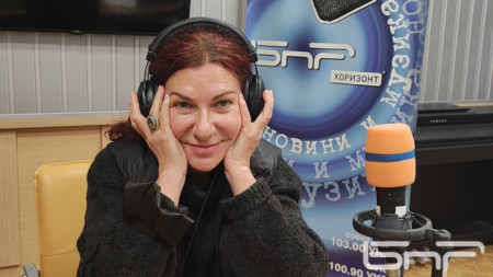 Марина Великова