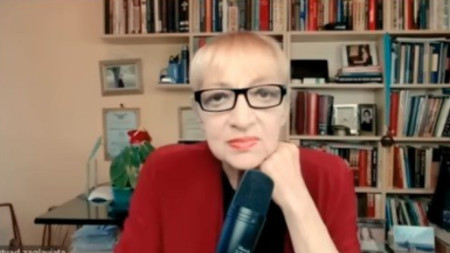 Стопкадър последното видео на Магдалена Ташева, публикувано на 8 октомври.