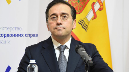 Министерството на външните работи на Испания препоръча на сънародниците си