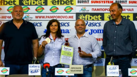 Стойка Кръстева и Борислав Георгиев при награждаването.