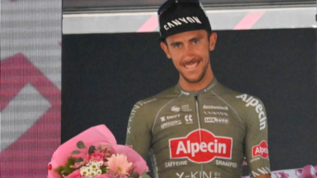 Дрийс де Бондт спечели 18 ия етап от обиколката на Италия