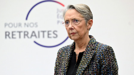 Елизабет Борн на пресконференцията за представяне на плана на правителството за пенсионна реформа, Париж, 10 януари 2023 г. 