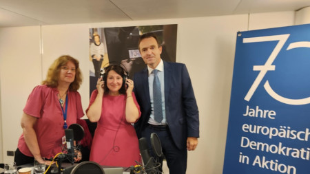 MEP Ludovit Odor in the EP Radio Studio 4 with Irina Nedeva and Angelina Piskova