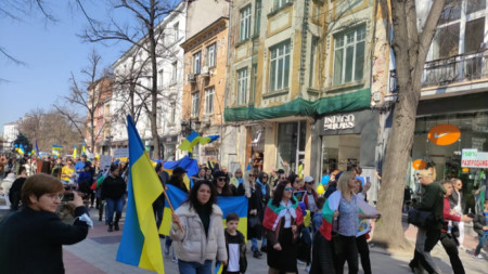 Мирно шествие в подкрепа на Украйна ще се проведе и