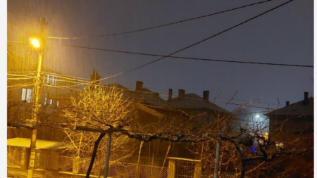 Община Казанлък въвежда режим на уличното осветление на територията на