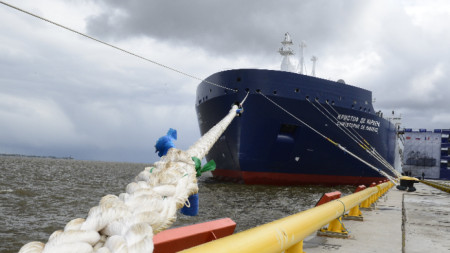 Руски арктически танкер за втечнен природен газ 