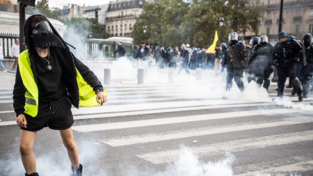 Протест срещу Covid ограниченията в Париж, 31 юли 2021 г.