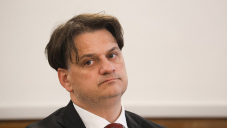 Министърът на културата Мариан Бачев на заседанието на Комисията по културата и медиите в Народното събрание  - 20 ноември 2025 г.