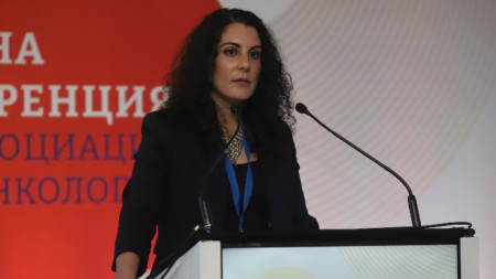 Д-р Мила Петрова, председател на УС на БАМО и ръководител на Клиниката по Медицинска онкология в МБАЛ „Надежда