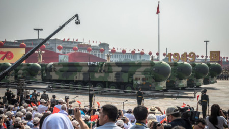 Междуконтинентални ядрени ракети DF-41 на парад в Пекин за 70-годишнината на Китайската народна република, 1 октомври 2019 г.