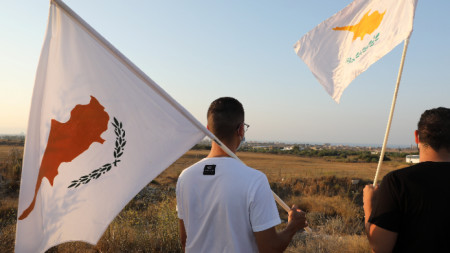 Голяма демонстрация се проведе днес в Кипър Събралите се в