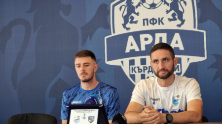 
Александър Тунчев (вдясно) и Лъчезар Котев