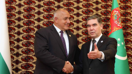 министър-председателят Бойко Борисов по време на срещата си в „Аваза“ с президента на Туркменистан Гурбангули Бердимухамедов
