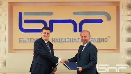 Ген. директор на БНР Милен Митев и ректорът на ВТУ 