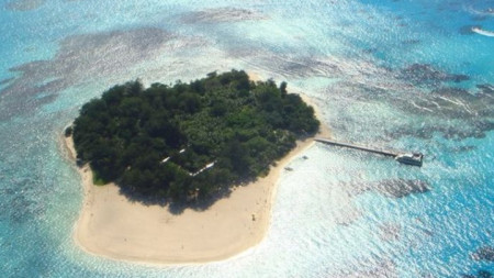 Остров Манагаха - един от Марианските острови, от въздуха