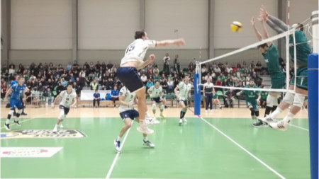 Левски се наложи над Берое с 3:2