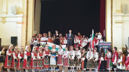 The participants in the first All-Bulgarian Folklore Festival in Australia