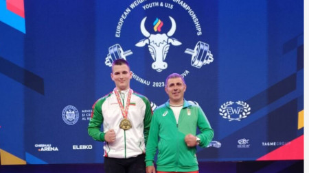 Константин Балинов спечели титлата при 102-килограмовите.