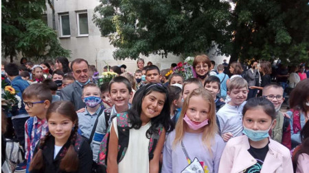 Малко над 9500 ученици влязоха в класните стаи в Силистренско