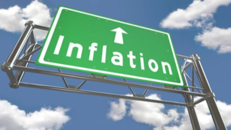 Очакванията на британската общественост за инфлацията през следващата година се