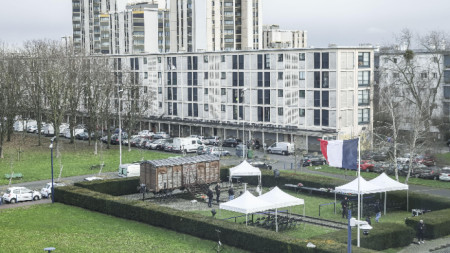 Част от Мемориала на Холокоста в Париж