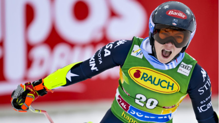 Микаела Шифрит откри сезона с четвърто място в Зьолден.