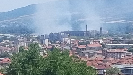 30 декара сухи треви горяха край Монтана