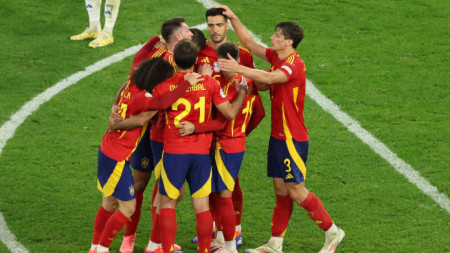 Испания все още не е допуснала гол на европейското.