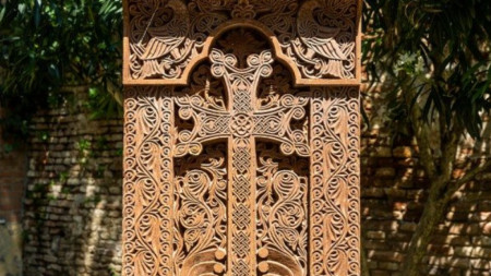 Хачкар - арменски каменен кръст